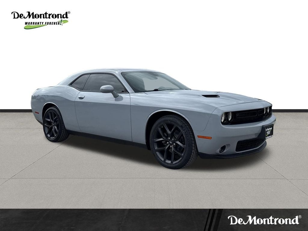2022 Dodge Challenger SXT
