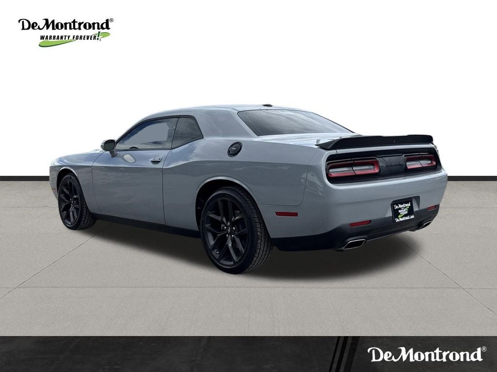 2022 Dodge Challenger SXT