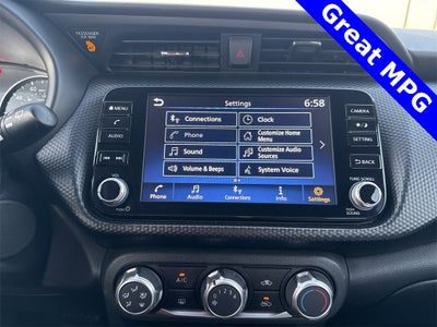 2023 Nissan Kicks SV