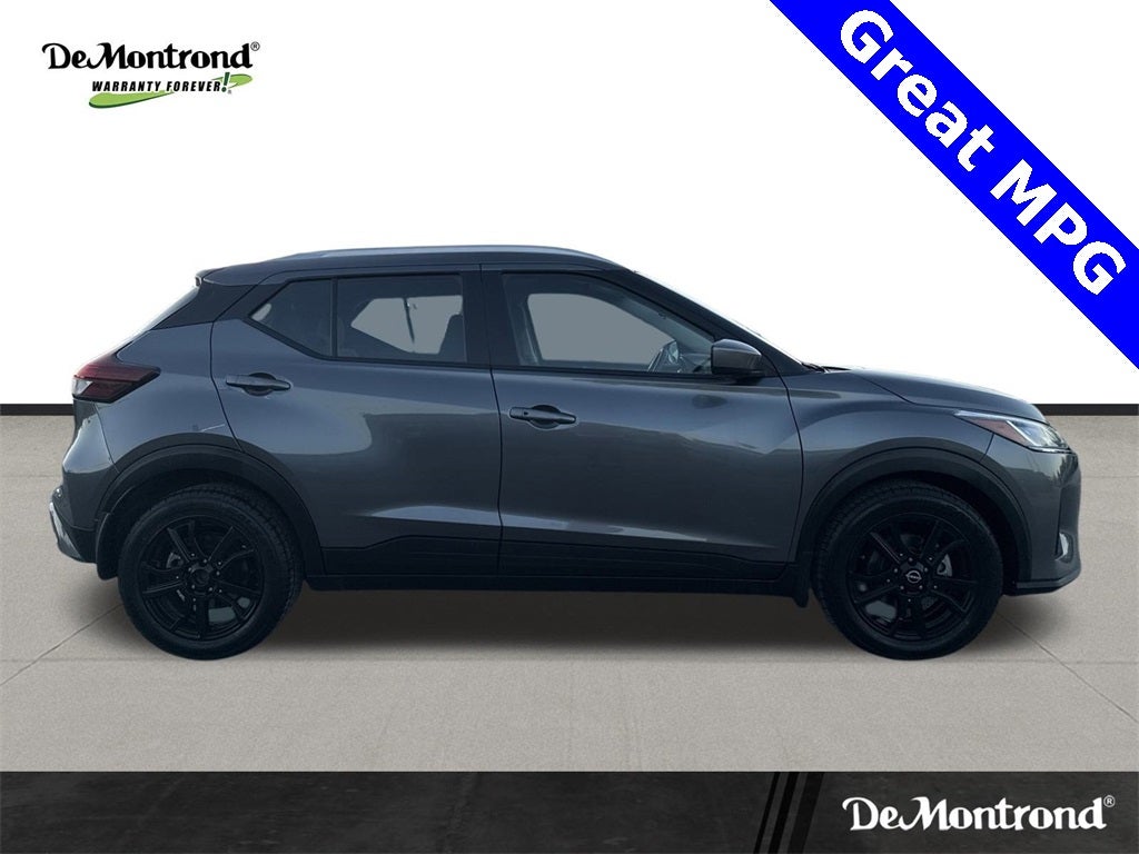 2023 Nissan Kicks SV