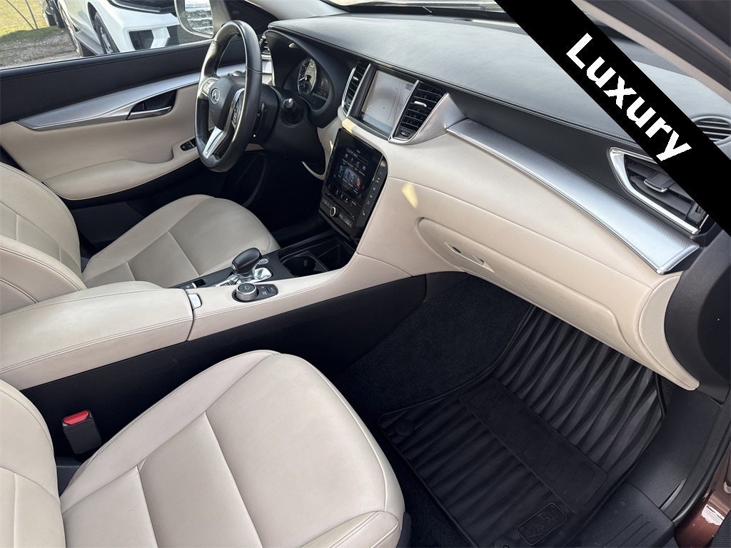 2020 INFINITI QX50 LUXE