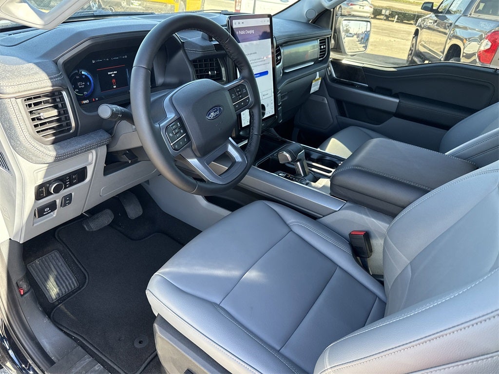 2025 Ford F-150 Lightning Flash™