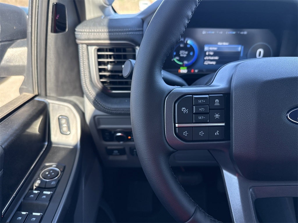 2025 Ford F-150 Lightning Flash™