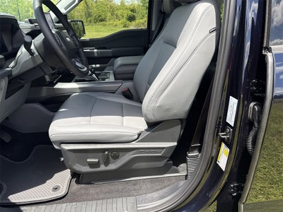 2025 Ford F-150 Lightning Flash™