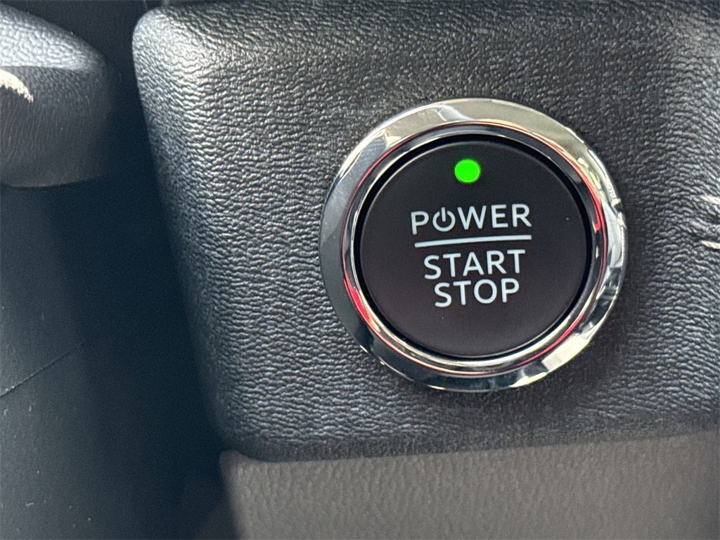 2025 Ford F-150 Lightning Flash™