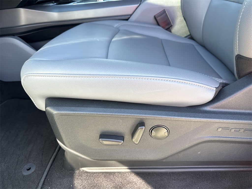 2025 Ford F-150 Lightning Flash™