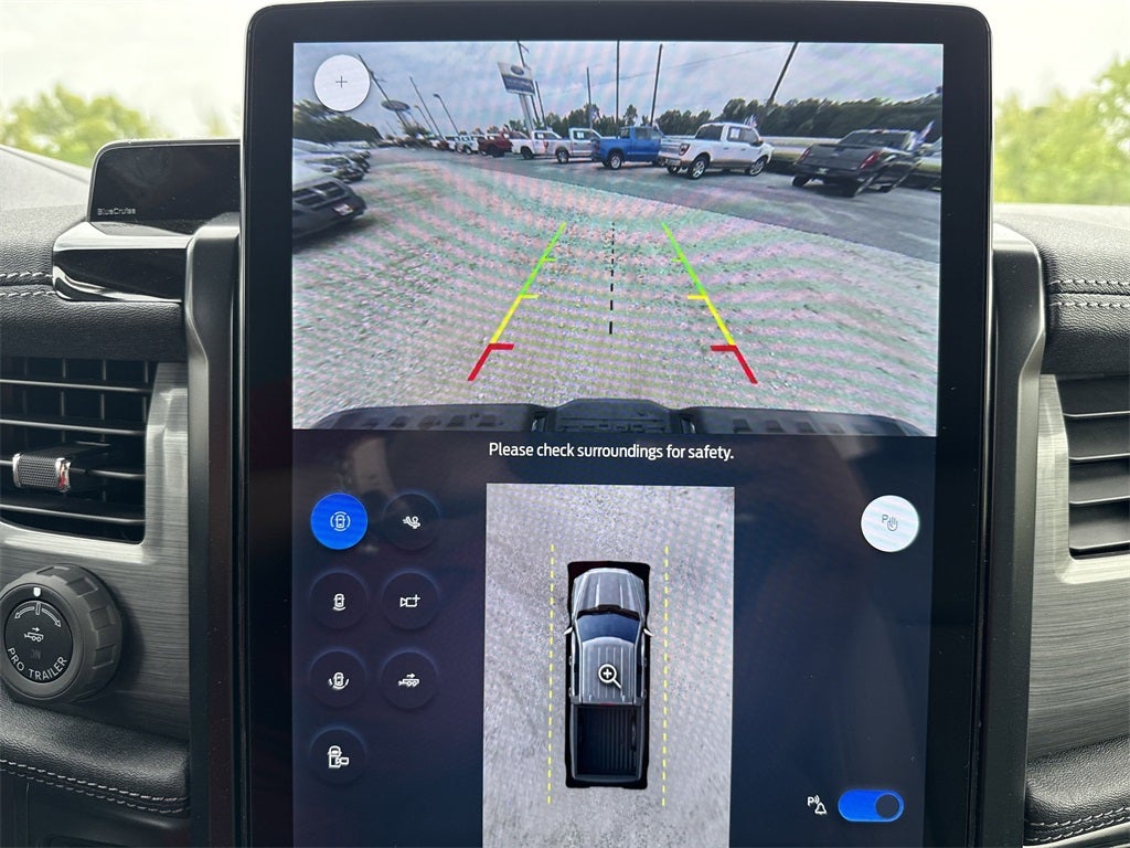 2025 Ford F-150 Lightning Flash™