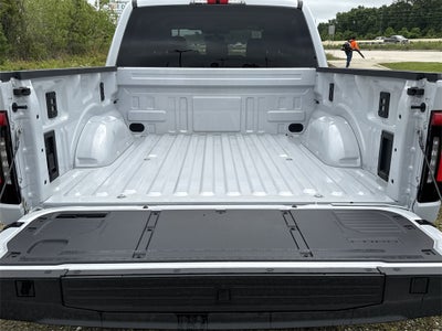 2025 Ford F-150 Lightning Flash™