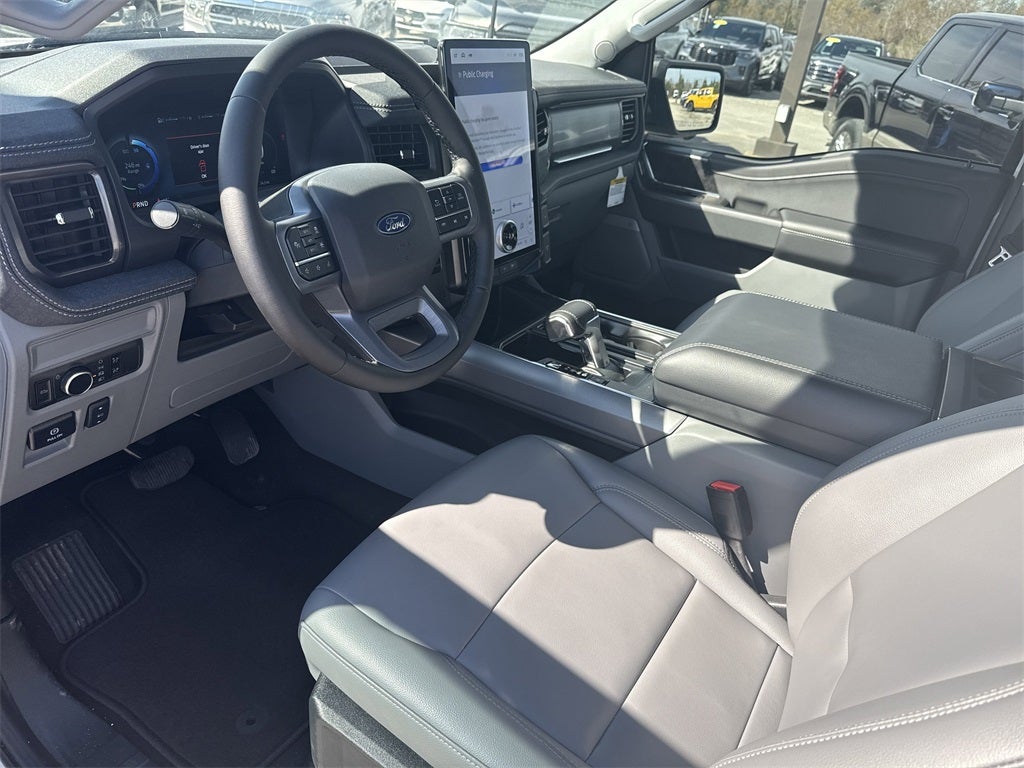 2025 Ford F-150 Lightning Flash™