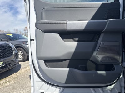 2025 Ford F-150 Lightning Flash™