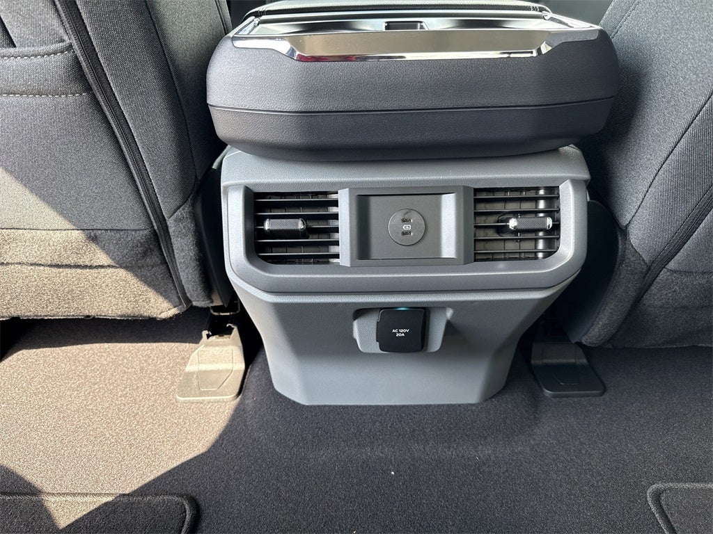 2025 Ford F-150 Lightning XLT