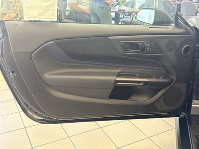 2025 Ford Mustang Dark Horse