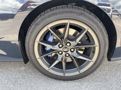 2025 Ford Mustang Dark Horse