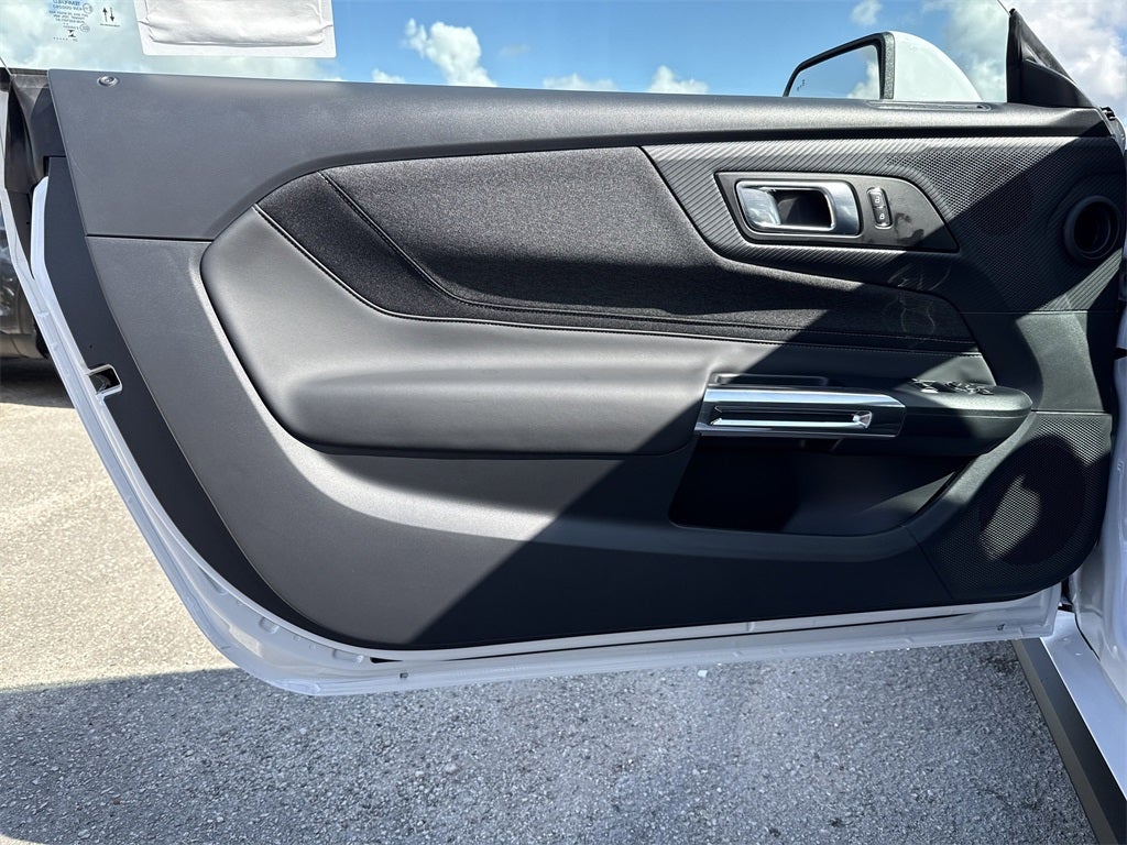 2025 Ford Mustang EcoBoost