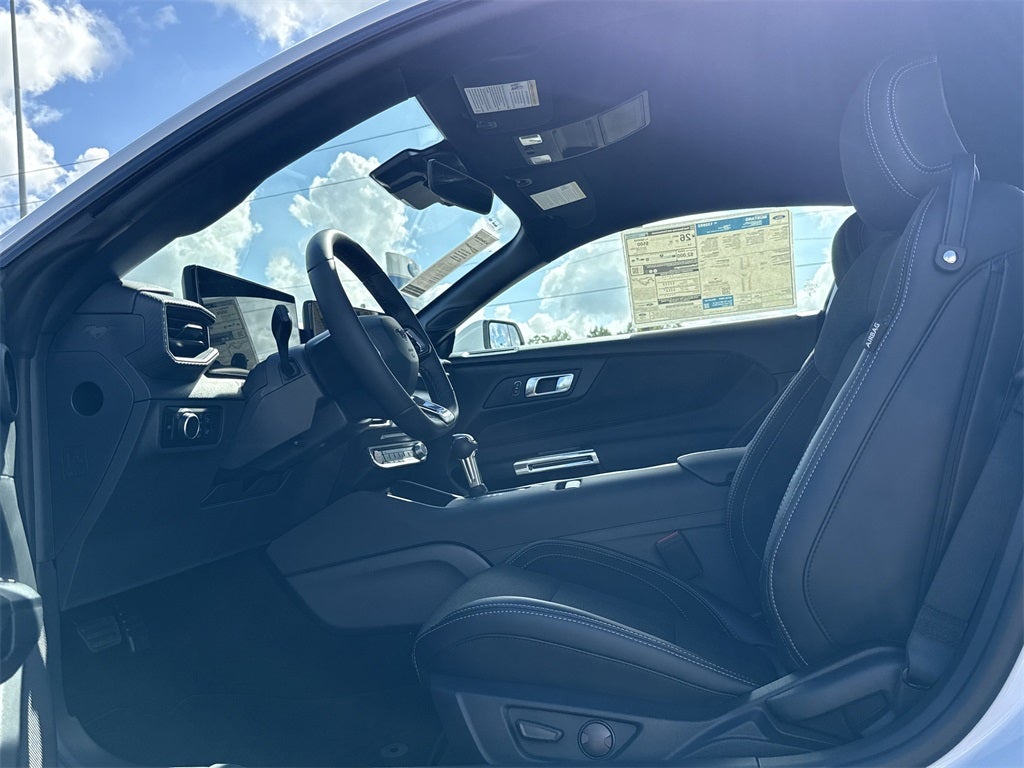 2025 Ford Mustang EcoBoost