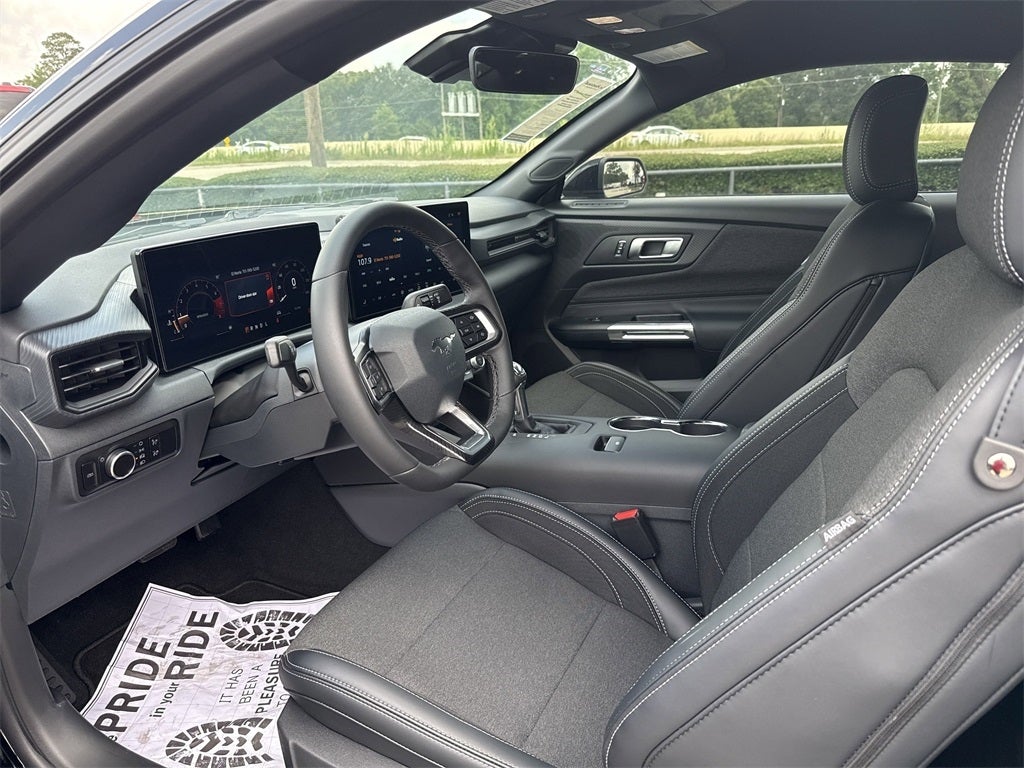 2025 Ford Mustang EcoBoost