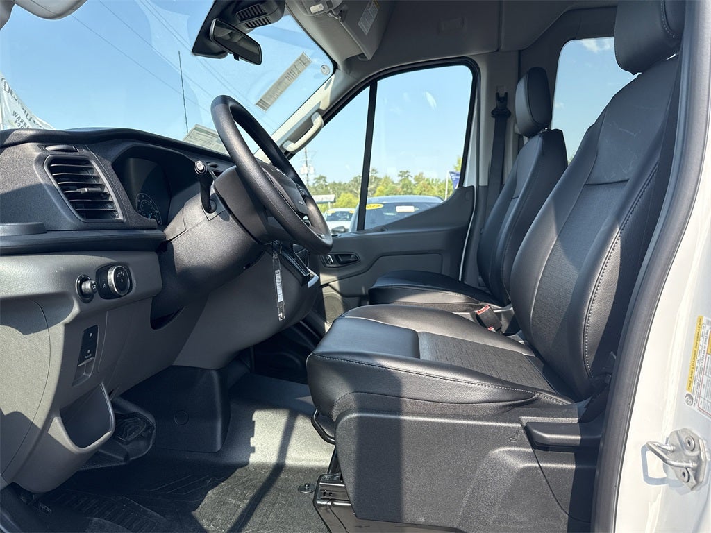 2025 Ford Transit-350 XL