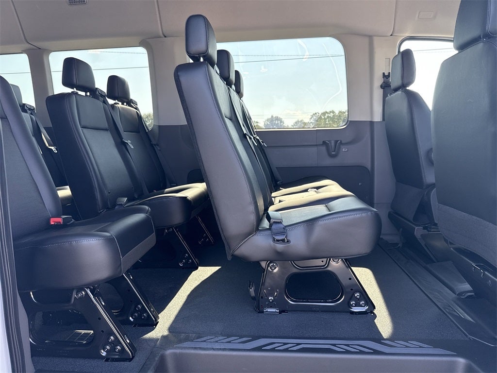 2025 Ford Transit-350 XL