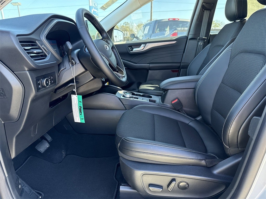 2025 Ford Escape Plug-In Hybrid Base