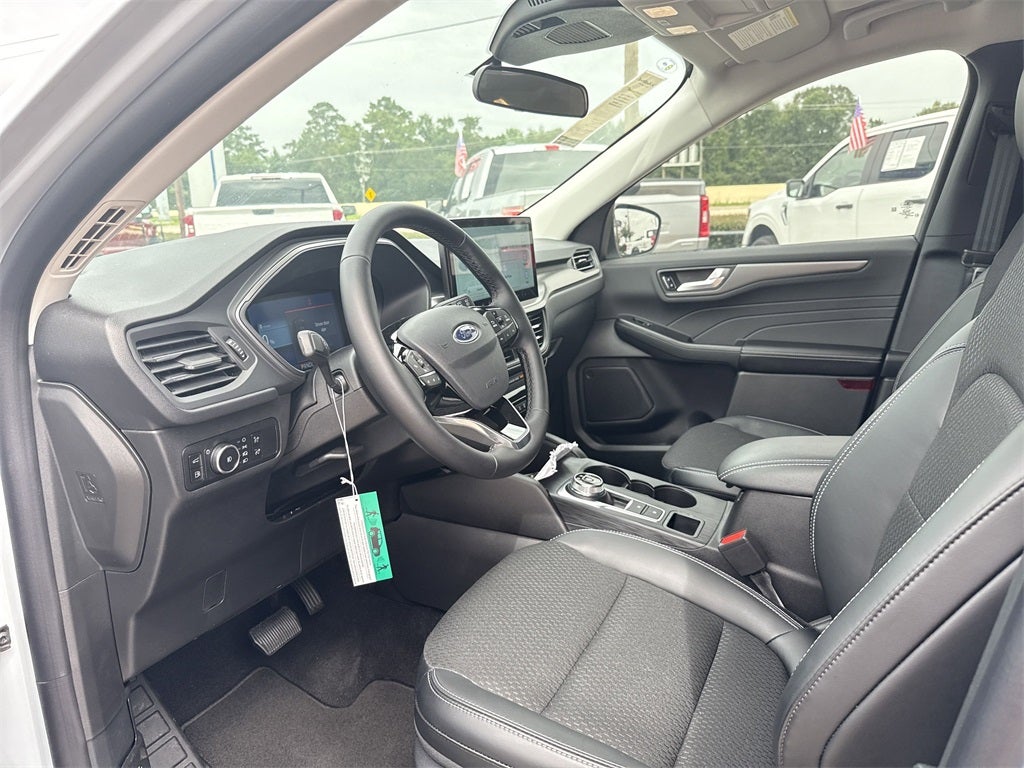 2025 Ford Escape Plug-In Hybrid Base