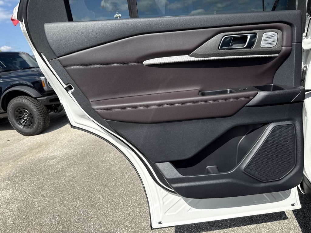 2027 Ford Explorer Platinum