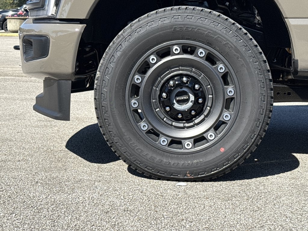 2027 Ford F-250SD XLT