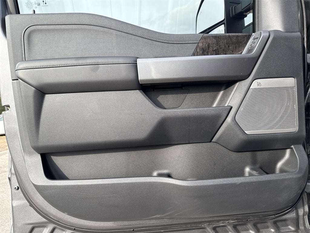 2025 Ford F-250SD Lariat