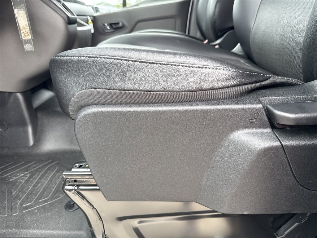 2025 Ford Transit-350 Base