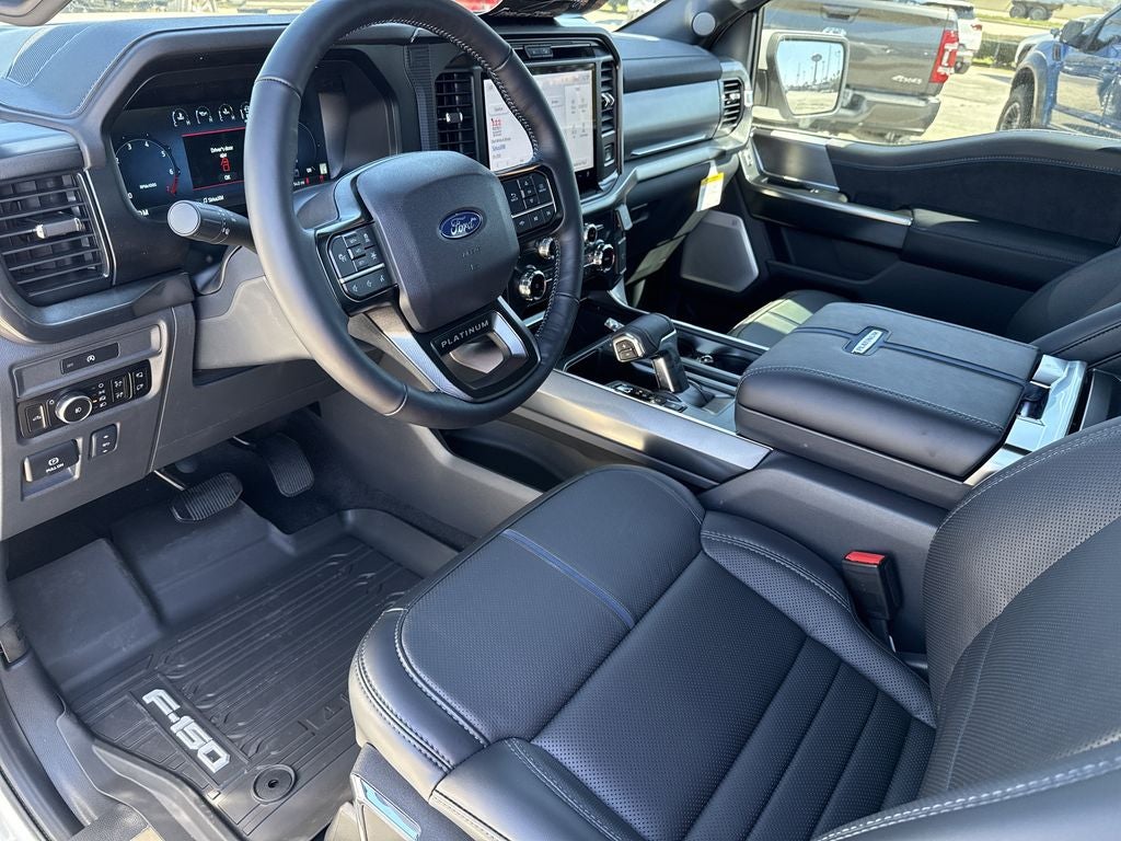 2025 Ford F-150 Platinum