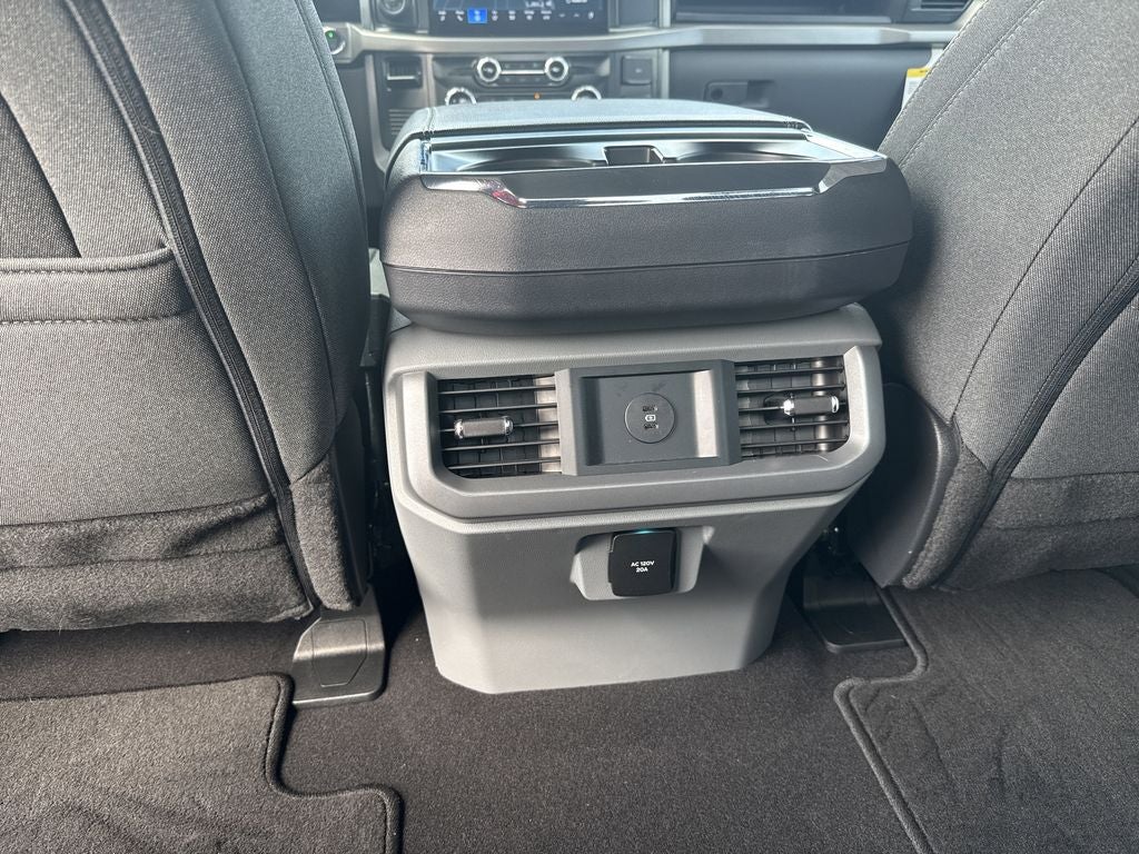 2025 Ford F-150 Lightning XLT