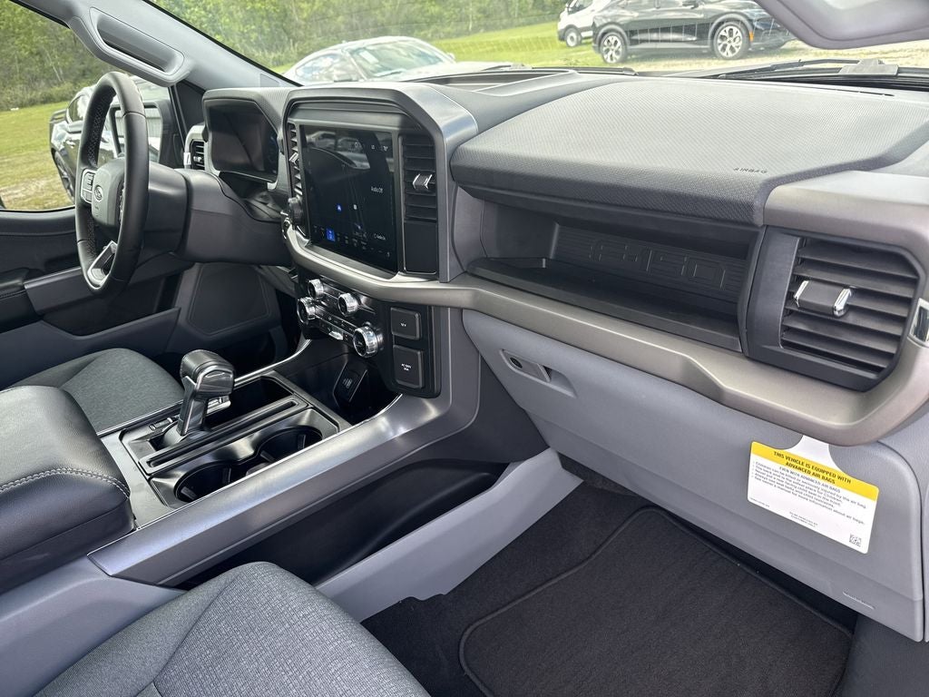 2025 Ford F-150 Lightning XLT