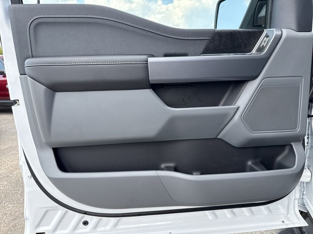2025 Ford F-150 Lightning XLT