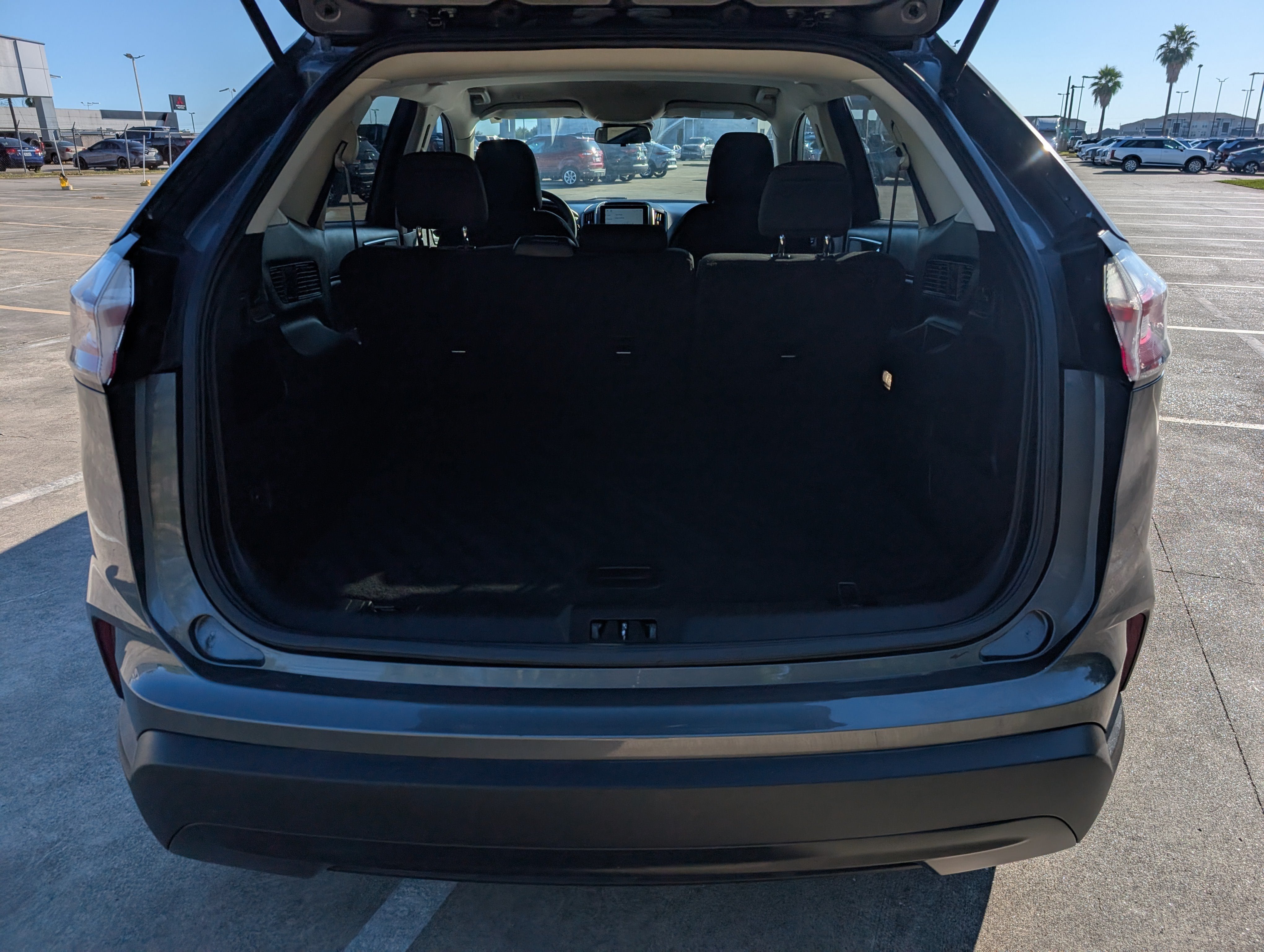 2023 Ford Edge SE