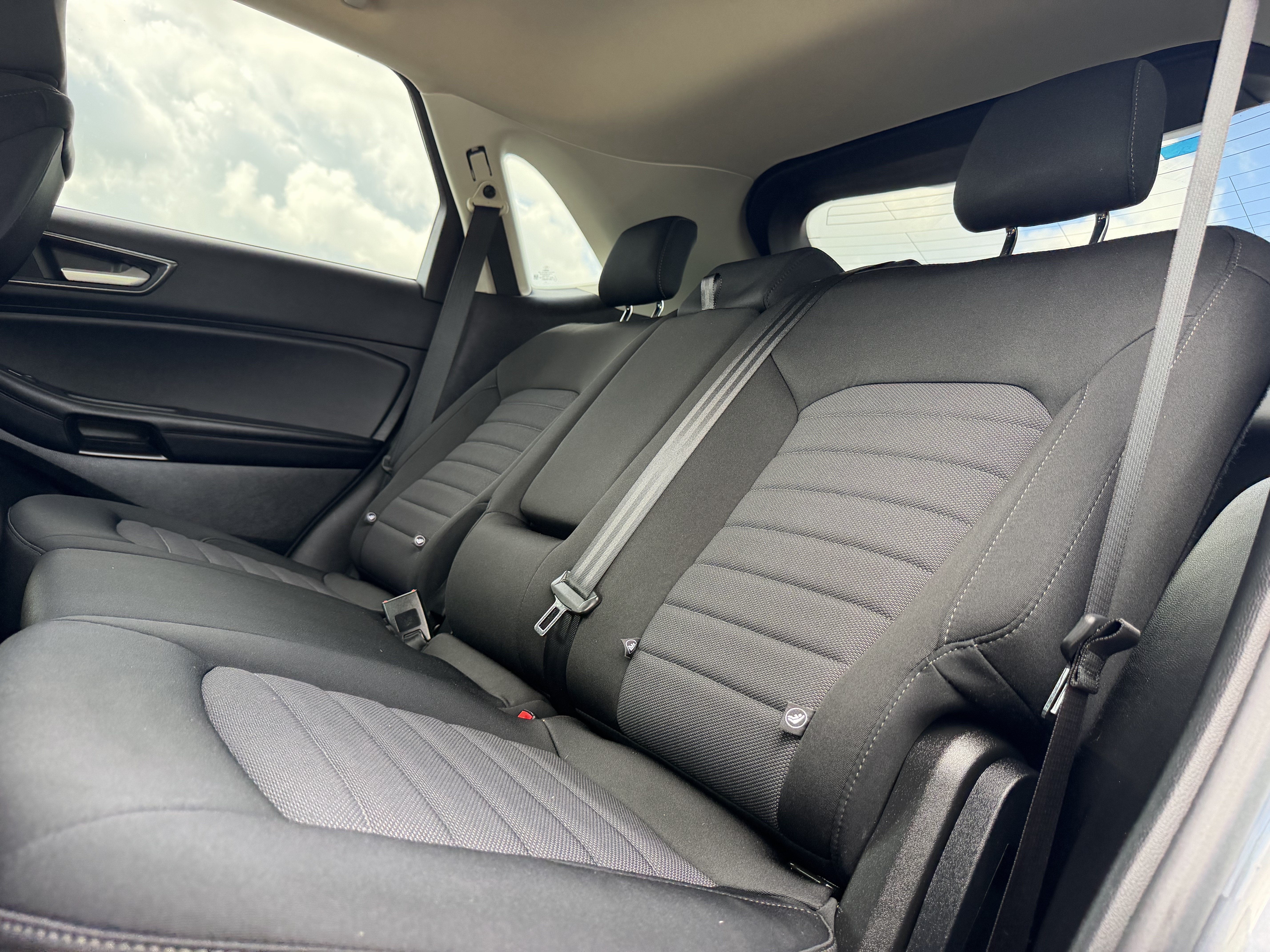 2023 Ford Edge SE