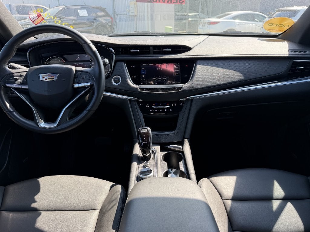 2024 Cadillac XT6 Luxury
