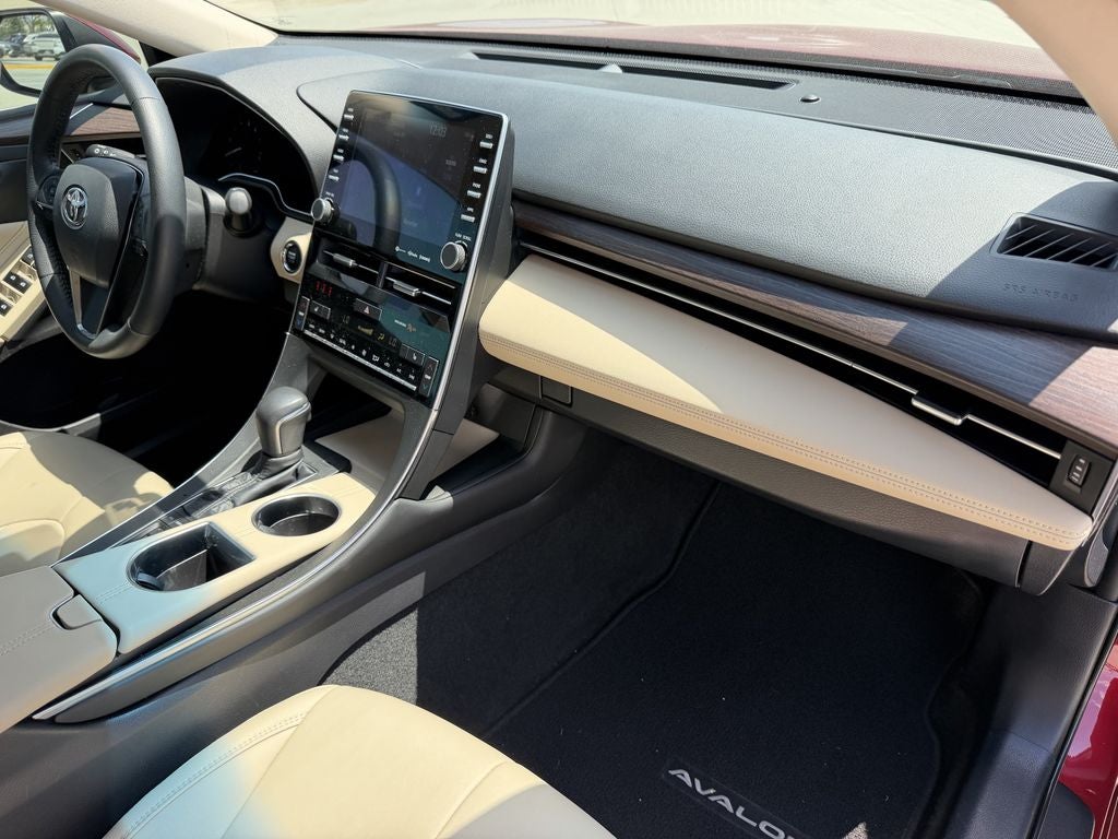 2021 Toyota Avalon XLE