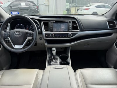 2016 Toyota Highlander XLE V6