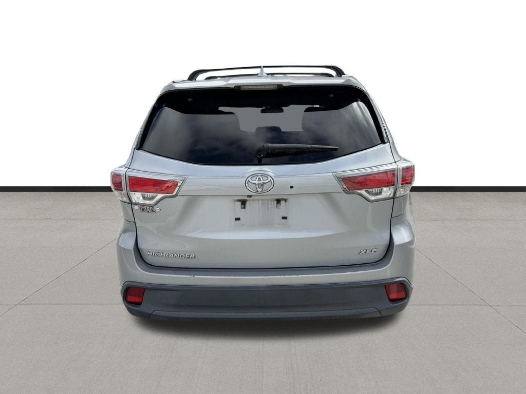 2016 Toyota Highlander XLE V6